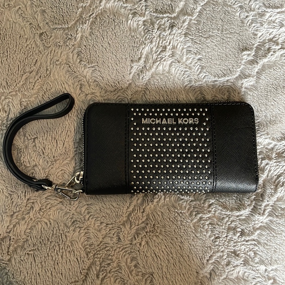 Michael Kors Wristlet
